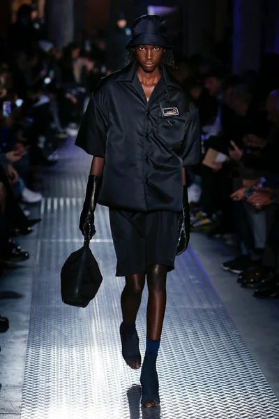 Look 5